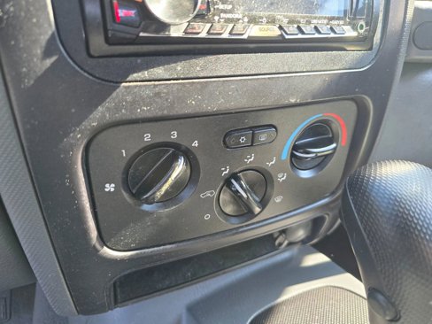 Used 2006 Jeep Liberty Sport image 23