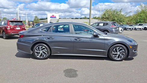 Certified 2022 Hyundai Sonata Blue image 9