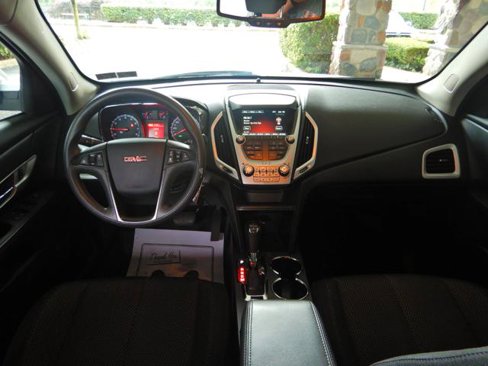 Used 2017 GMC Terrain SLE image 2