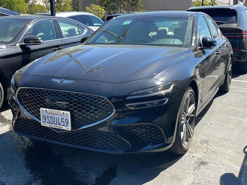 Used 2025 Genesis G70 2.5T w/ Sport Prestige Package image 4
