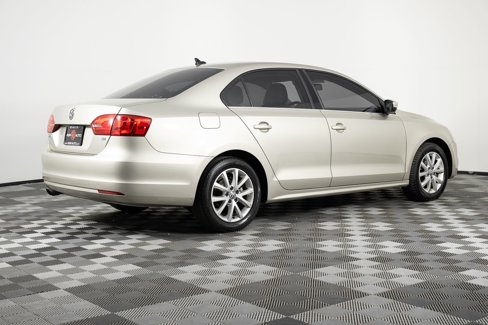Used 2014 Volkswagen Jetta SE image 8