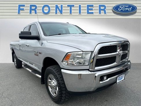 Used 2014 RAM 2500 SLT image 1