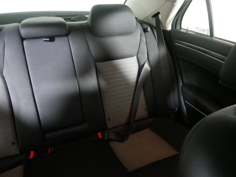 Used 2018 Chrysler 300 Touring image 14