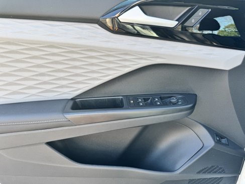 Certified 2024 Volkswagen Taos S image 16