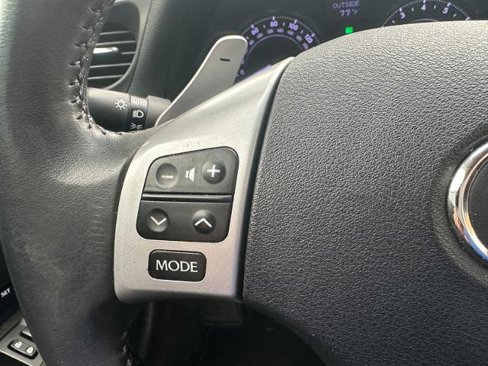 Used 2011 Lexus IS 350C image 22