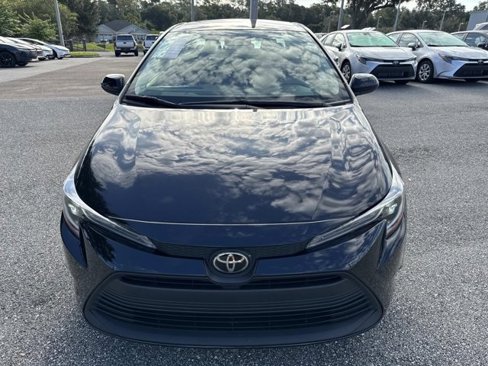 Used 2023 Toyota Corolla LE image 6