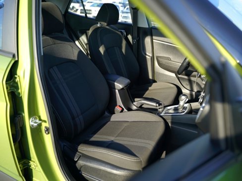 Used 2021 Hyundai Venue SEL w/ Cargo Package image 25