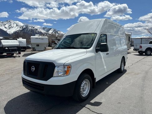 Used 2020 Nissan NV 2500 S image 8