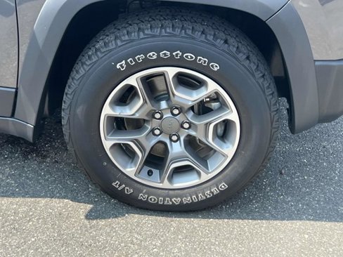 Certified 2022 Jeep Cherokee Trailhawk w/ Comfort/Convenience Group image 7