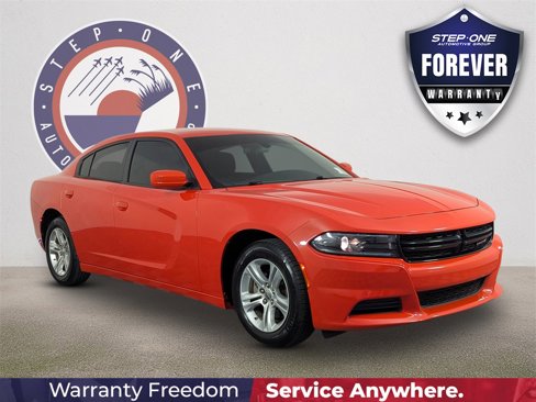 Used 2022 Dodge Charger SXT image 1