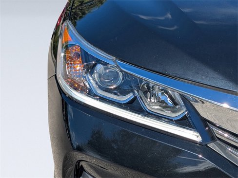 Used 2016 Honda Accord Sport image 9