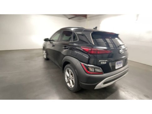 Used 2022 Hyundai Kona SEL image 7