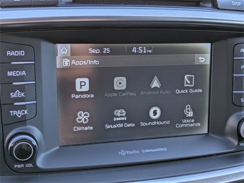 Used 2017 Kia Sorento EX image 22