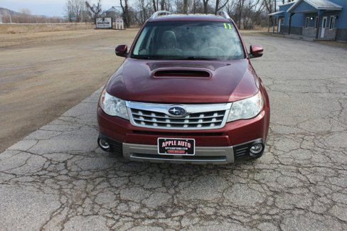 Used 2011 Subaru Forester 2.5XT Touring image 3