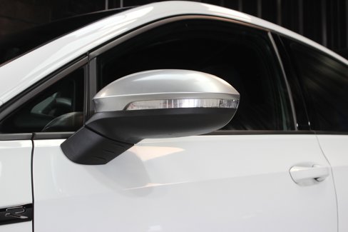 Used 2022 Volkswagen Golf R image 15