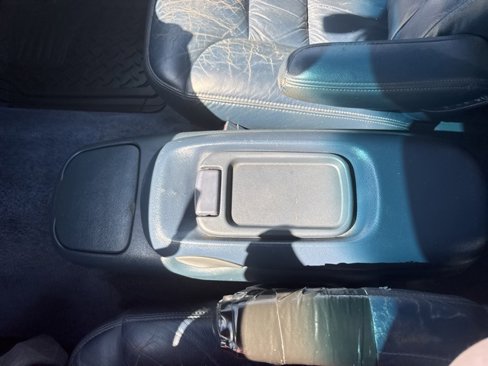 Used 1999 Chevrolet Suburban 2WD w/ Preferred Equipment Group 3 image 37