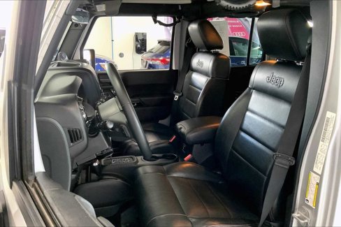 Used 2012 Jeep Wrangler Altitude image 10