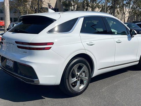 Used 2026 Genesis GV70 2.5T image 7