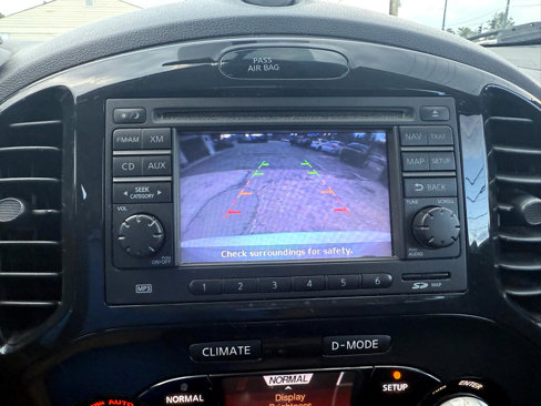 Used 2013 Nissan Juke SL w/ Sport Pkg image 17