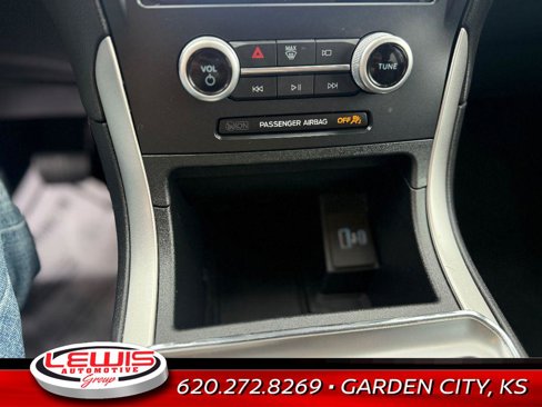 Used 2022 Ford Edge SEL w/ Convenience Package image 12