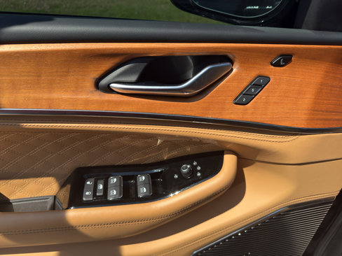 Used 2022 Jeep Grand Cherokee Summit image 10