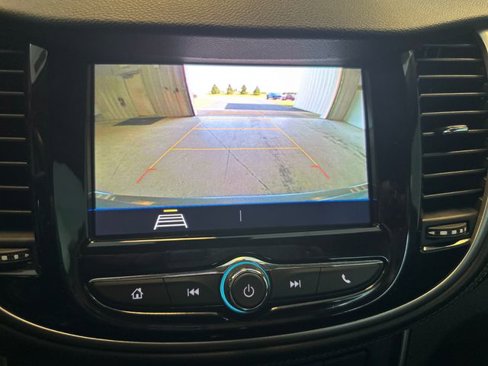 Used 2020 Chevrolet Trax LT w/ Driver Confidence Package image 26