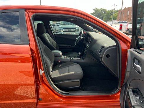 Used 2020 Dodge Charger SXT w/ Blacktop Package image 23