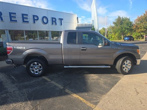 Used 2014 Ford F150 XLT w/ XLT Chrome Package image 9