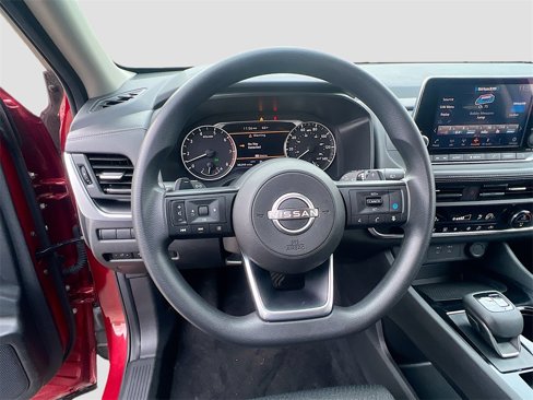 Used 2024 Nissan Rogue SV image 11
