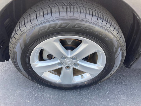 Used 2013 Toyota RAV4 XLE image 75