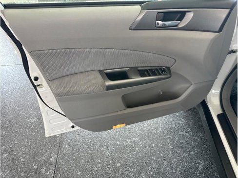 Used 2011 Subaru Forester 2.5X Premium image 19
