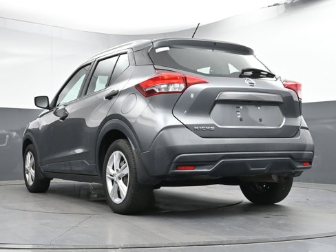 Used 2019 Nissan Kicks S image 23