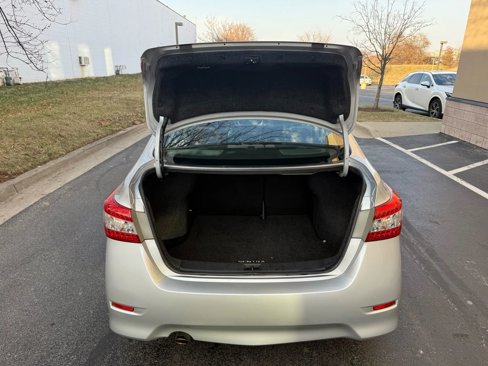 Used 2013 Nissan Sentra SR image 23