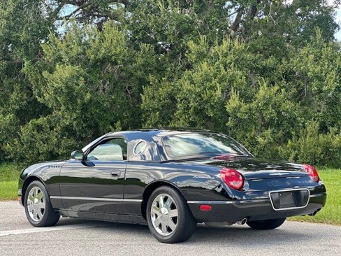 Used 2002 Ford Thunderbird image 3