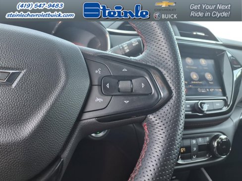 Used 2022 Chevrolet TrailBlazer RS w/ Technology Package image 23