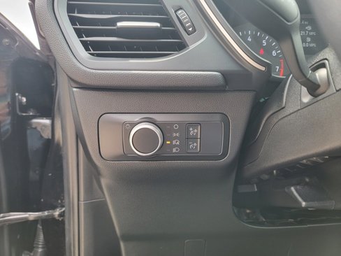 Used 2022 Ford Escape SE image 19