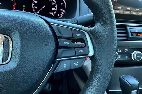 Used 2018 Honda Accord EX image 24