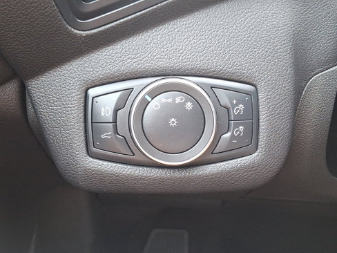 Used 2019 Ford Escape SEL image 24