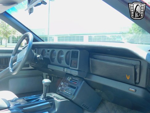 Used 1989 Pontiac Firebird Formula image 17