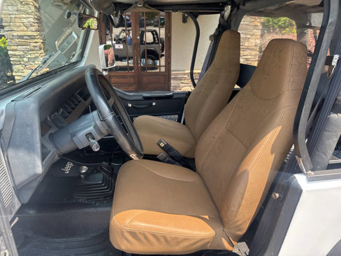 Used 1993 Jeep Wrangler S image 9