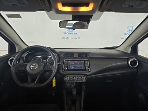 Used 2024 Nissan Versa S image 5