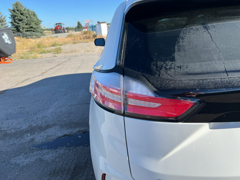 Used 2022 Ford Edge Titanium w/ Class II Trailer Tow Package image 4