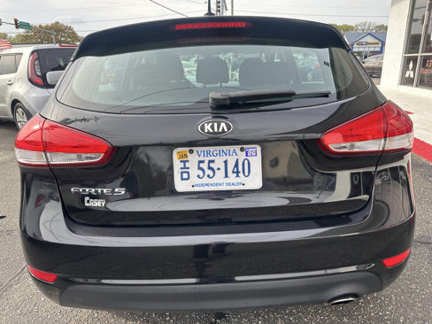 Used 2017 Kia Forte LX image 5