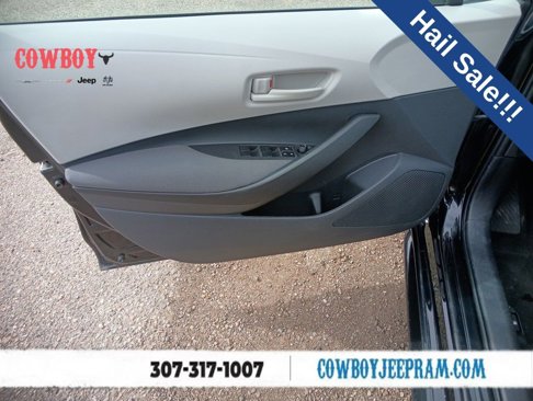 Used 2022 Toyota Corolla LE image 11