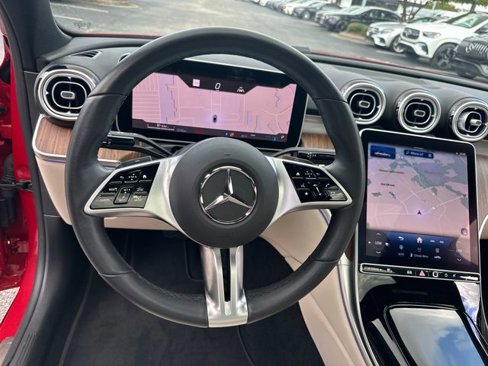 Used 2025 Mercedes-Benz C 300 Sedan image 15