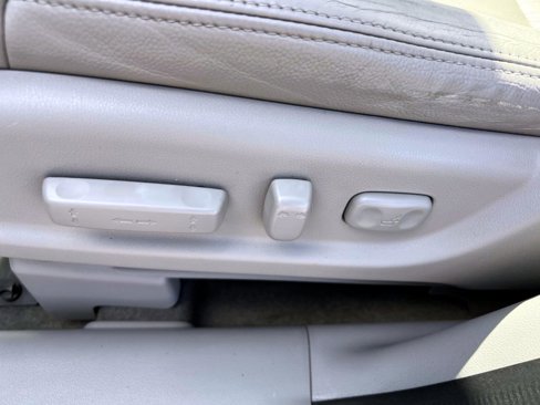 Used 2014 Honda CR-V EX-L image 16