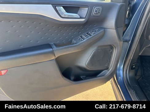 Used 2020 Ford Escape SEL image 18