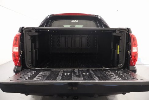 Used 2012 Chevrolet Avalanche LTZ image 17