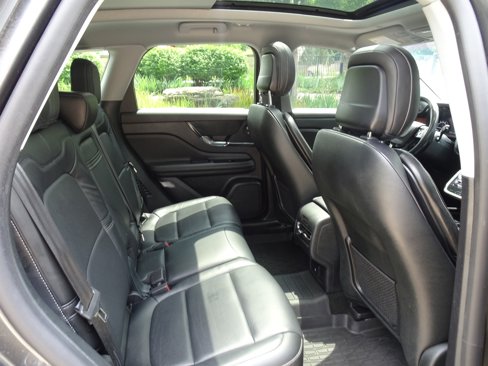 Used 2020 Lincoln Corsair Reserve w/ Equipment Group 201A image 20