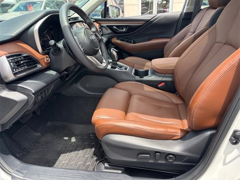 Used 2024 Subaru Outback Touring XT image 2